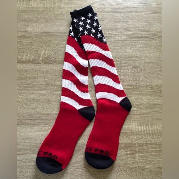 NWT … EPIC SPORTS “Size: L” Red … White & Blue Knee High Socks - Picture 4 of 6